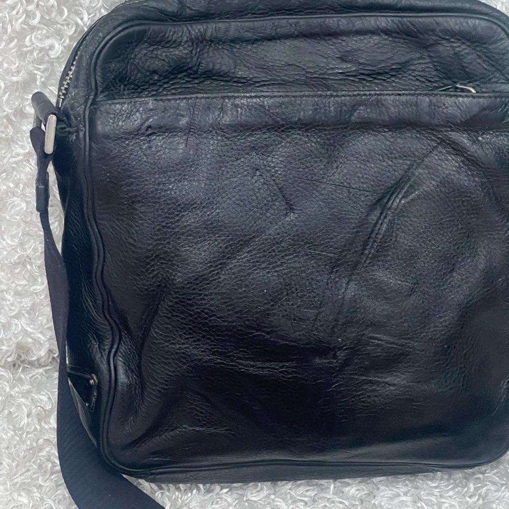 Prada Vitello Daino crossbody bag - Picture 6 of 16